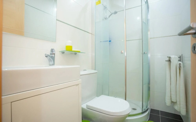 Refugio do Relogio by Rent4all