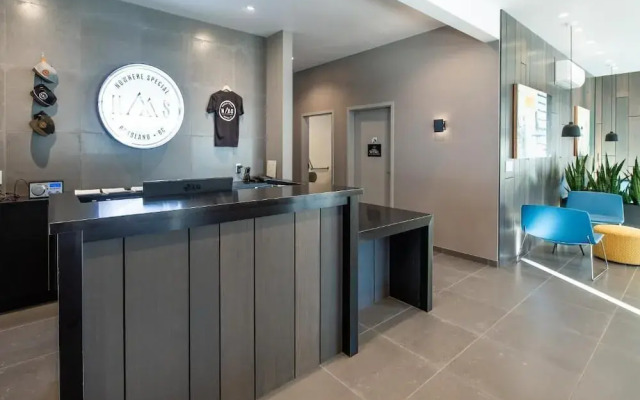 Mountain Shadow Hostel