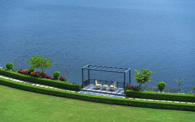 Zana Lake Resort Udaipur