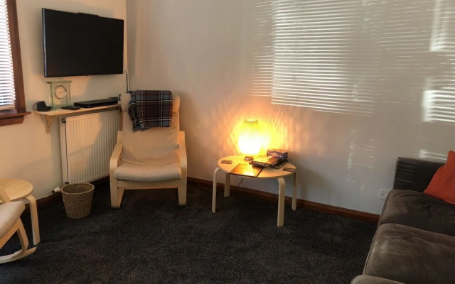 NEW Super 2BD Flat Near Dalkeith Town Centre