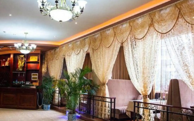 Longjing Business Hotel