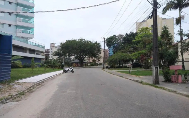 Triplex Em Caioba-Matinhos-Pr a 200 Mt Do Mar