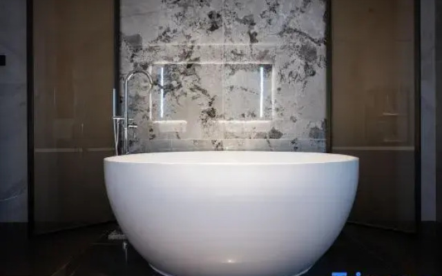 Xiangyang Xiyue Carrey Hotel
