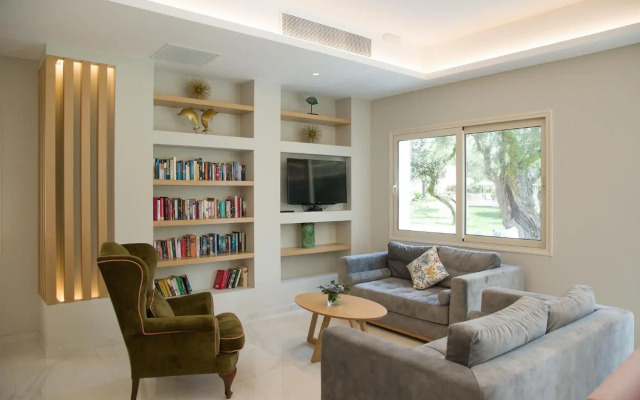 Delfinia Hotels