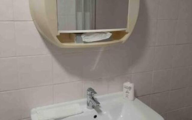 Modern Flat incl. Breakfast&Parking, near Metro U1