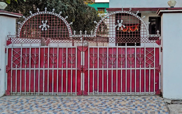 OYO Home 60571 Picturesque Stay Dehradun