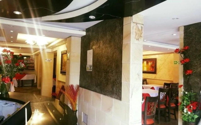 Hotel Restaurante El Madrono Chia
