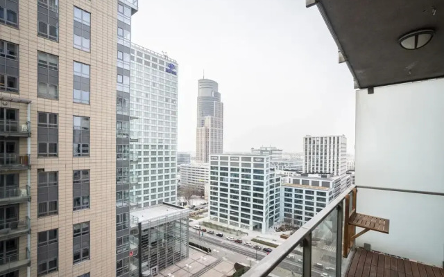oompH Warsaw Central Luxurious Apartment
