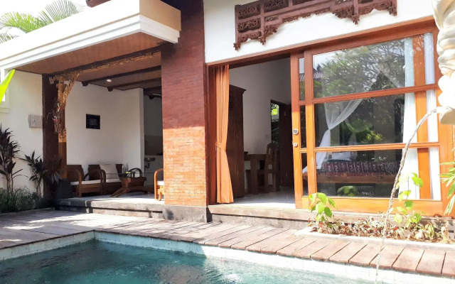 The Calmtree Bungalows