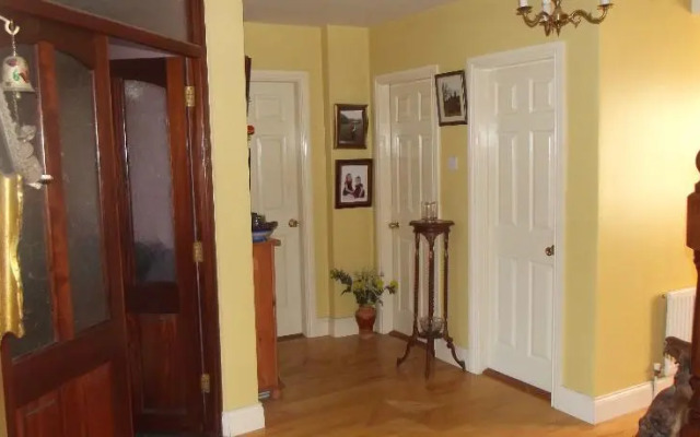 Ros Villa Guesthouse