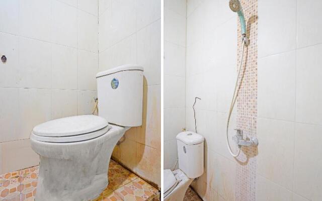 Spot On 91695 Hotel Benteng Portugis