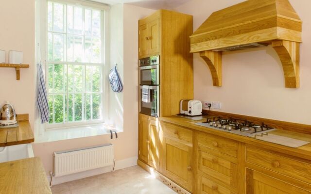 Edinburgh City Retreat Apartments