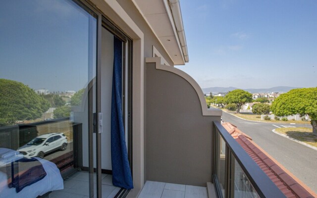 Howard Davis 28B by CTHA