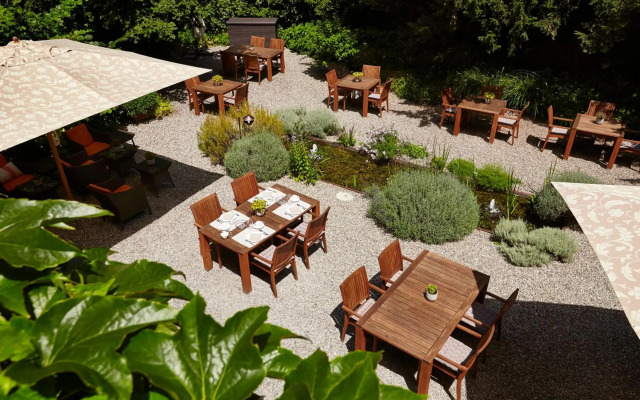 Steinenschanze Charming City & Garden Hotel