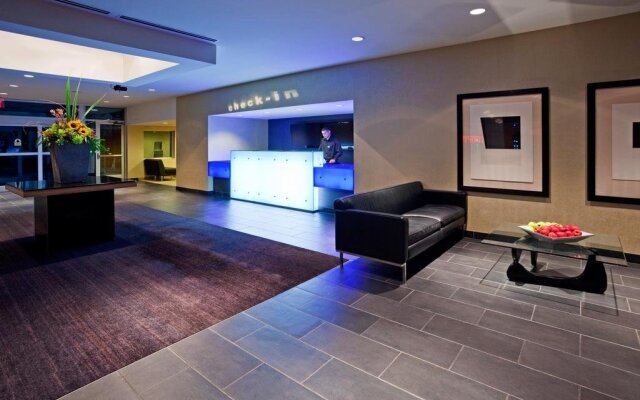 Crowne Plaza Bloomington