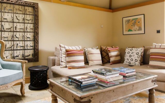 Impressive Country Estate Sleeps 17