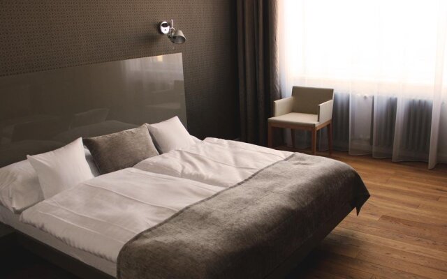 Hotel Lev