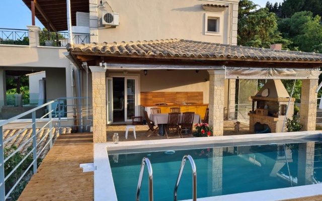 VILLA OLIVIA CORFU - Amazing sea-view 3 bedroom villa with a pool