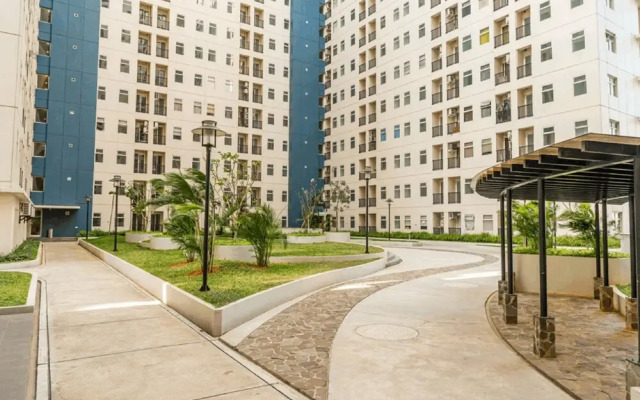 RedDoorz Apartment @ Ayodhya Tangerang
