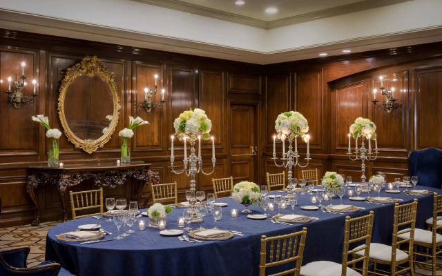 The Adolphus, Autograph Collection