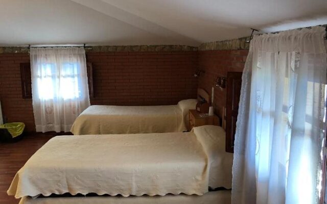 Hostal Paratene