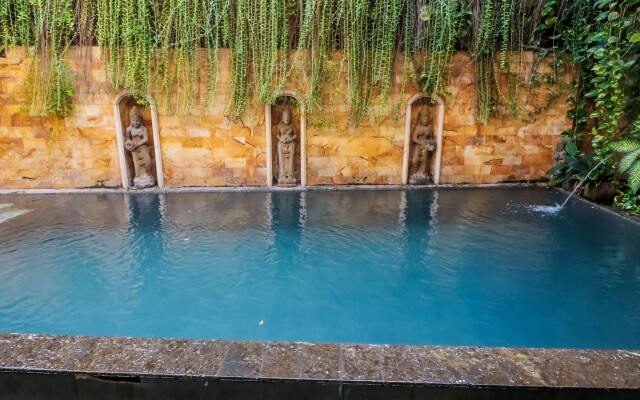 NIDA Rooms Legian Beach Walk