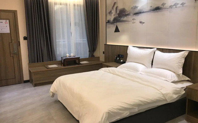 Xinzheng Mo Ran  Hotel