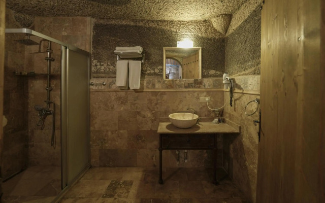Tekkaya Cave Hotel