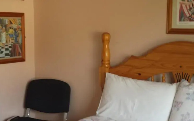 Robinsnest Short Stay Accommodation Limerick