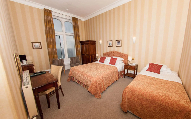 Whitsand Bay Hotel