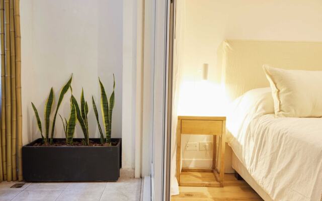 Shinny 2 bedrooms apartment