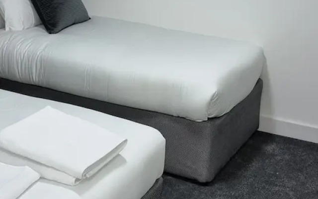 Frames Hotel