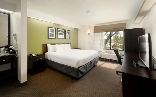 SureStay by Best Western Summerville Flowertown