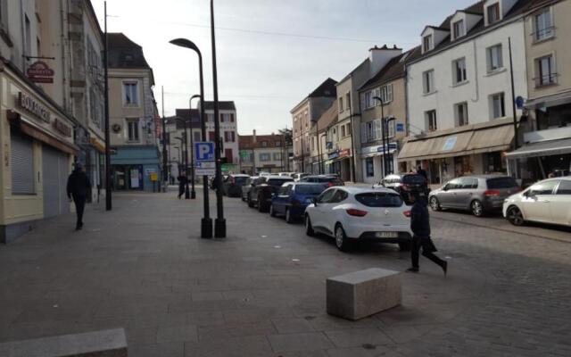 Kyriad Direct Brie Comte Robert