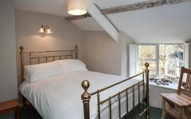 Itchingstone Cottage