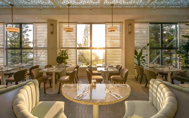Crowne Plaza Sydney Coogee Beach by IHG