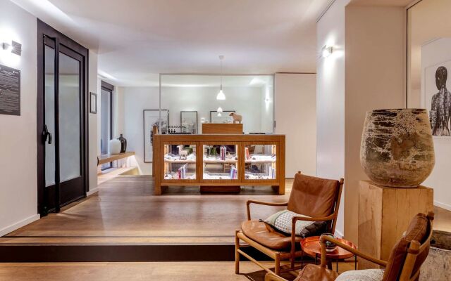 Отель 9Hotel Republique