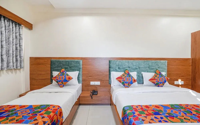 Fabhotel Hk Villa
