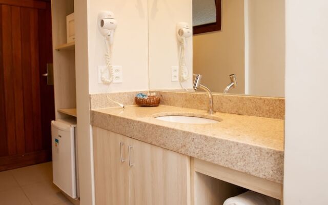 Hotel Encantos De Itaperapuã