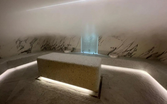 Woodside 430 Apartment