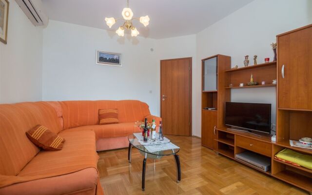 Apartment Mera