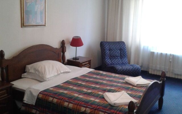 Rotasar Hotel