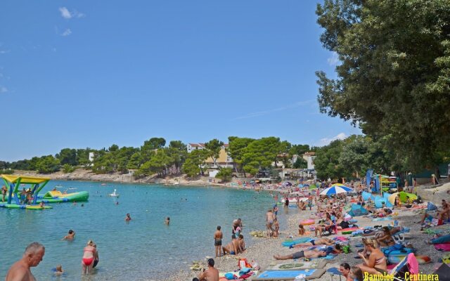 Apartments Davor