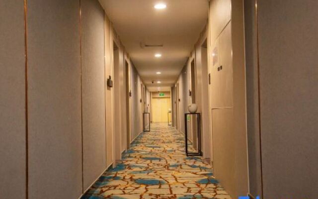 Yuehai Junyi Hotel  (Yongkang Lizhou North Road)