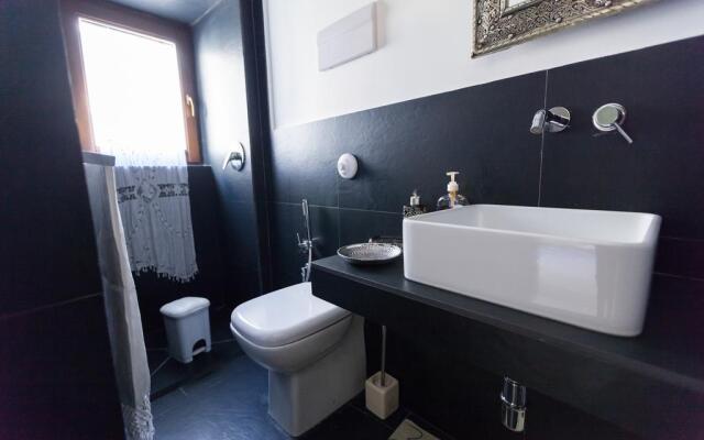 Short stay Apartment Violets house