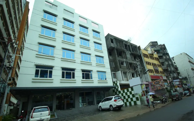 Hotel Limra Vadodara