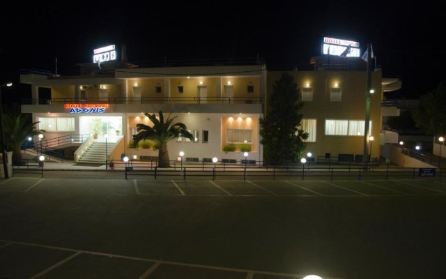 Adonis Hotel