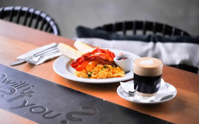 Glur Phuket Patong Beach