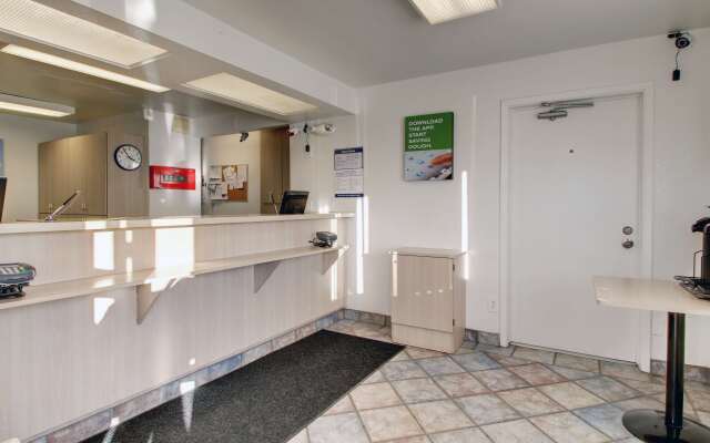 Motel 6 Owensboro, KY