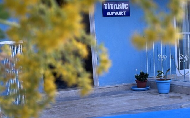 The Titanic House